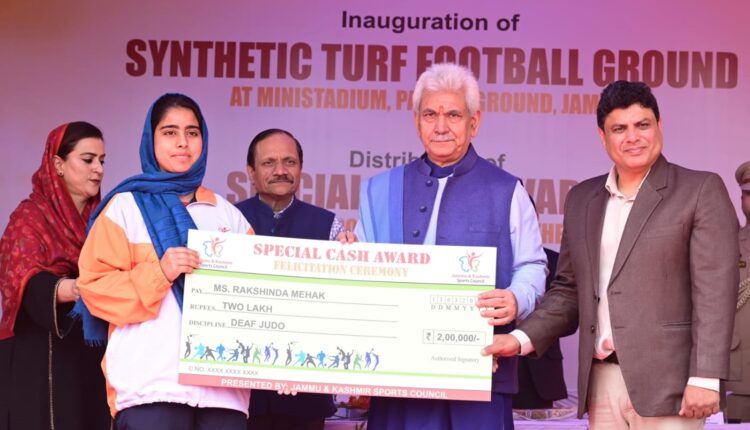 Lt Governor Sh Manoj Sinha Felicitated The Medal Winners Of National International Competitions For The Year 2021 22 And 2022 23 3 750x430